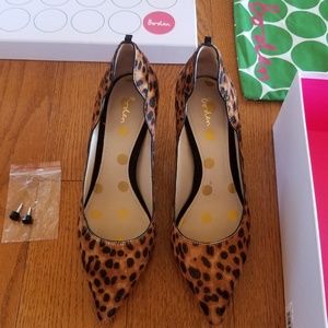 Boden size 39 Carrie leopard mid-heel pumps